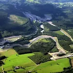 Semesterbostad Les Melezes A Stavelot, Confort, Tranquillite Et Vue Splendide Sur La Vallee