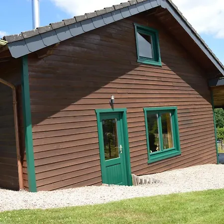 Les Melezes A Stavelot, Confort, Tranquillite Et Vue Splendide Sur La Vallee Ferienhaus *