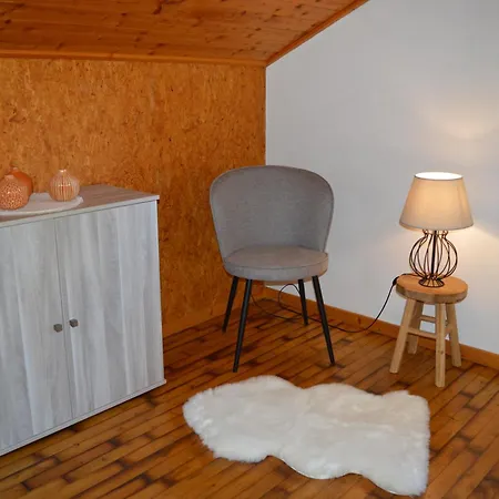 Les Melezes A Stavelot, Confort, Tranquillite Et Vue Splendide Sur La Vallee Ferienhaus *