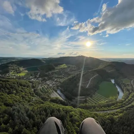 Les Melezes A Stavelot, Confort, Tranquillite Et Vue Splendide Sur La Vallee *