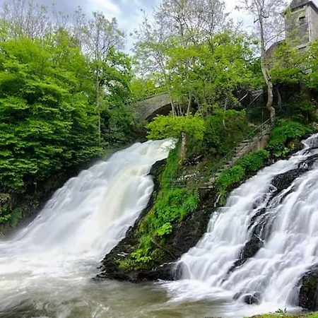 Les Melezes A Stavelot, Confort, Tranquillite Et Vue Splendide Sur La Vallee 스타블로