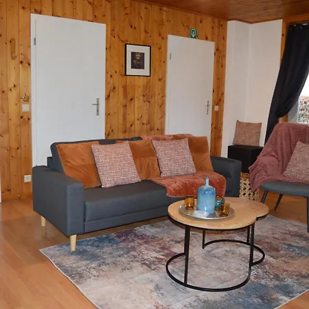 Les Melezes A Stavelot, Confort, Tranquillite Et Vue Splendide Sur La Vallee *