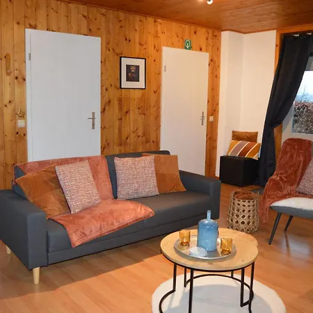 Les Melezes A Stavelot, Confort, Tranquillite Et Vue Splendide Sur La Vallee Stavelot