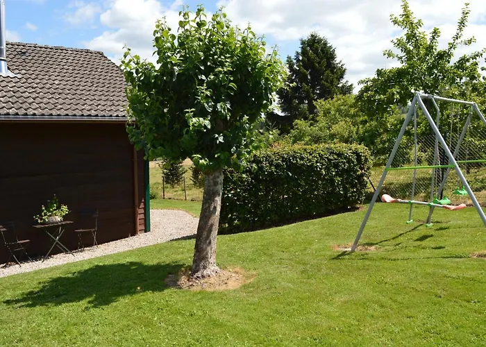 Les Melezes A Stavelot, Confort, Tranquillite Et Vue Splendide Sur La Vallee *