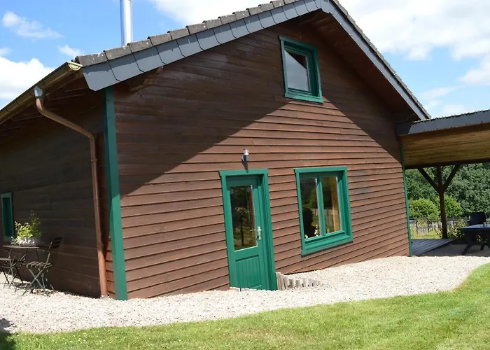 Les Melezes A Stavelot, Confort, Tranquillite Et Vue Splendide Sur La Vallee Vakantiehuis *