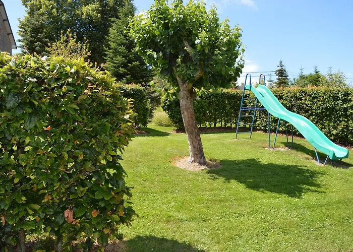 Vakantiehuis Les Melezes A Stavelot, Confort, Tranquillite Et Vue Splendide Sur La Vallee