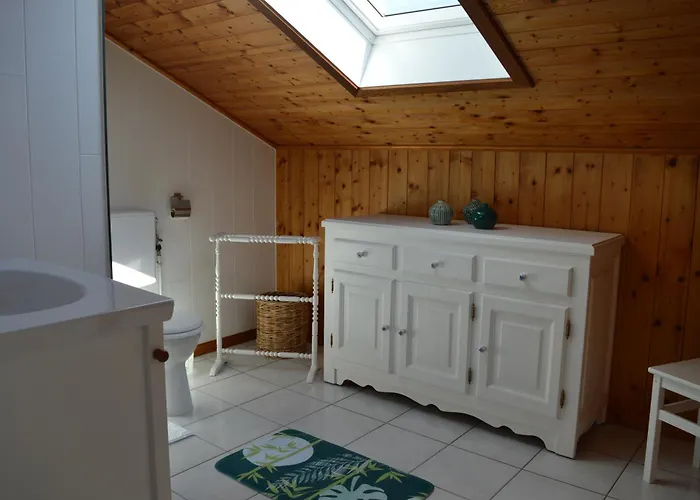 Les Melezes A Stavelot, Confort, Tranquillite Et Vue Splendide Sur La Vallee * Stavelot